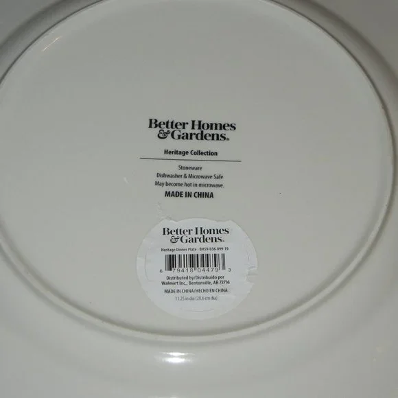 2 Better Homes & Gardens Winter Forest Berry Holly Dinner Plate - Picture 2 of 2